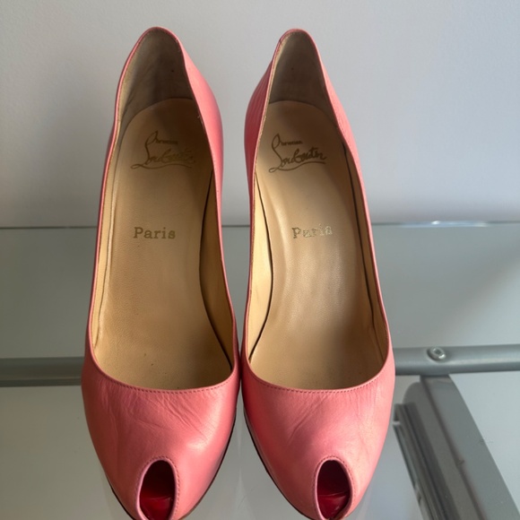 Louboutin pink peep-toe covered pumps, size 38 with box - Picture 8 of 12